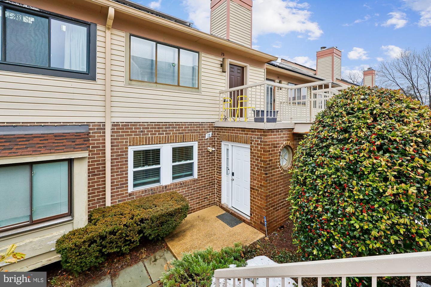 73 HAWTHORNE CT NE #73, WASHINGTON, District Of Columbia 20017, 2 Bedrooms Bedrooms, 8 Rooms Rooms,2 BathroomsBathrooms,Residential,For sale,73 HAWTHORNE CT NE #73,DCDC2244912 MLS # DCDC2244912