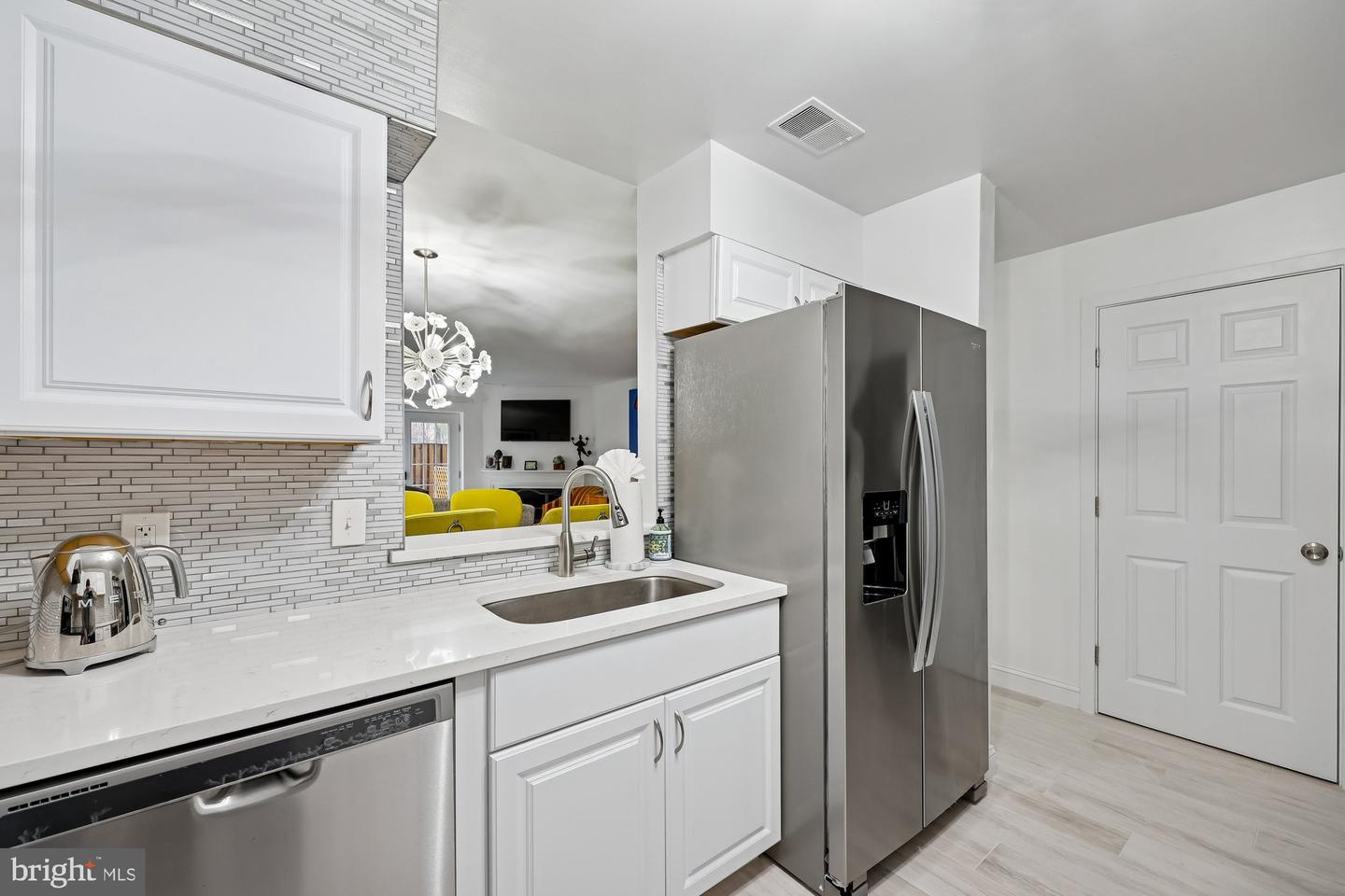 73 HAWTHORNE CT NE #73, WASHINGTON, District Of Columbia 20017, 2 Bedrooms Bedrooms, 8 Rooms Rooms,2 BathroomsBathrooms,Residential,For sale,73 HAWTHORNE CT NE #73,DCDC2244912 MLS # DCDC2244912