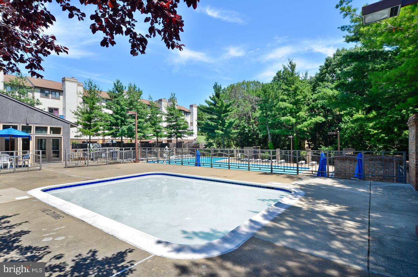 73 HAWTHORNE CT NE #73, WASHINGTON, District Of Columbia 20017, 2 Bedrooms Bedrooms, 8 Rooms Rooms,2 BathroomsBathrooms,Residential,For sale,73 HAWTHORNE CT NE #73,DCDC2244912 MLS # DCDC2244912