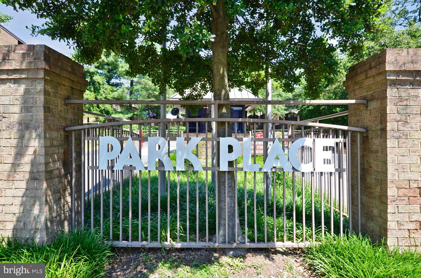 73 HAWTHORNE CT NE #73, WASHINGTON, District Of Columbia 20017, 2 Bedrooms Bedrooms, 8 Rooms Rooms,2 BathroomsBathrooms,Residential,For sale,73 HAWTHORNE CT NE #73,DCDC2244912 MLS # DCDC2244912