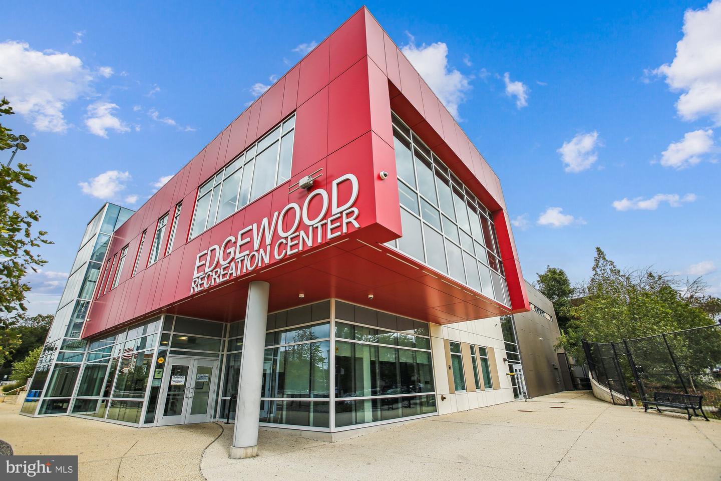 73 HAWTHORNE CT NE #73, WASHINGTON, District Of Columbia 20017, 2 Bedrooms Bedrooms, 8 Rooms Rooms,2 BathroomsBathrooms,Residential,For sale,73 HAWTHORNE CT NE #73,DCDC2244912 MLS # DCDC2244912