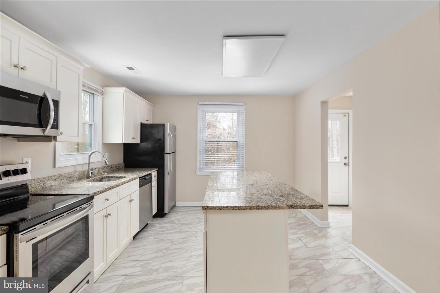 6533 CALEDON RD, KING GEORGE, Virginia 22485, 3 Bedrooms Bedrooms, 6 Rooms Rooms,1 BathroomBathrooms,Residential,For sale,6533 CALEDON RD,VAKG2007654 MLS # VAKG2007654