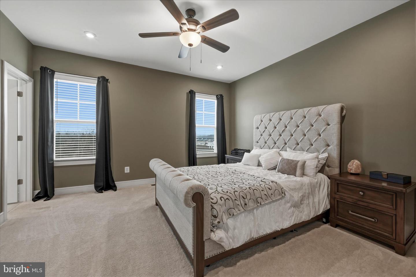 124 CHECKERSPOT WAY, LAKE FREDERICK, Virginia 22630, 4 Bedrooms Bedrooms, ,3 BathroomsBathrooms,Residential,For sale,124 CHECKERSPOT WAY,VAFV2039798 MLS # VAFV2039798