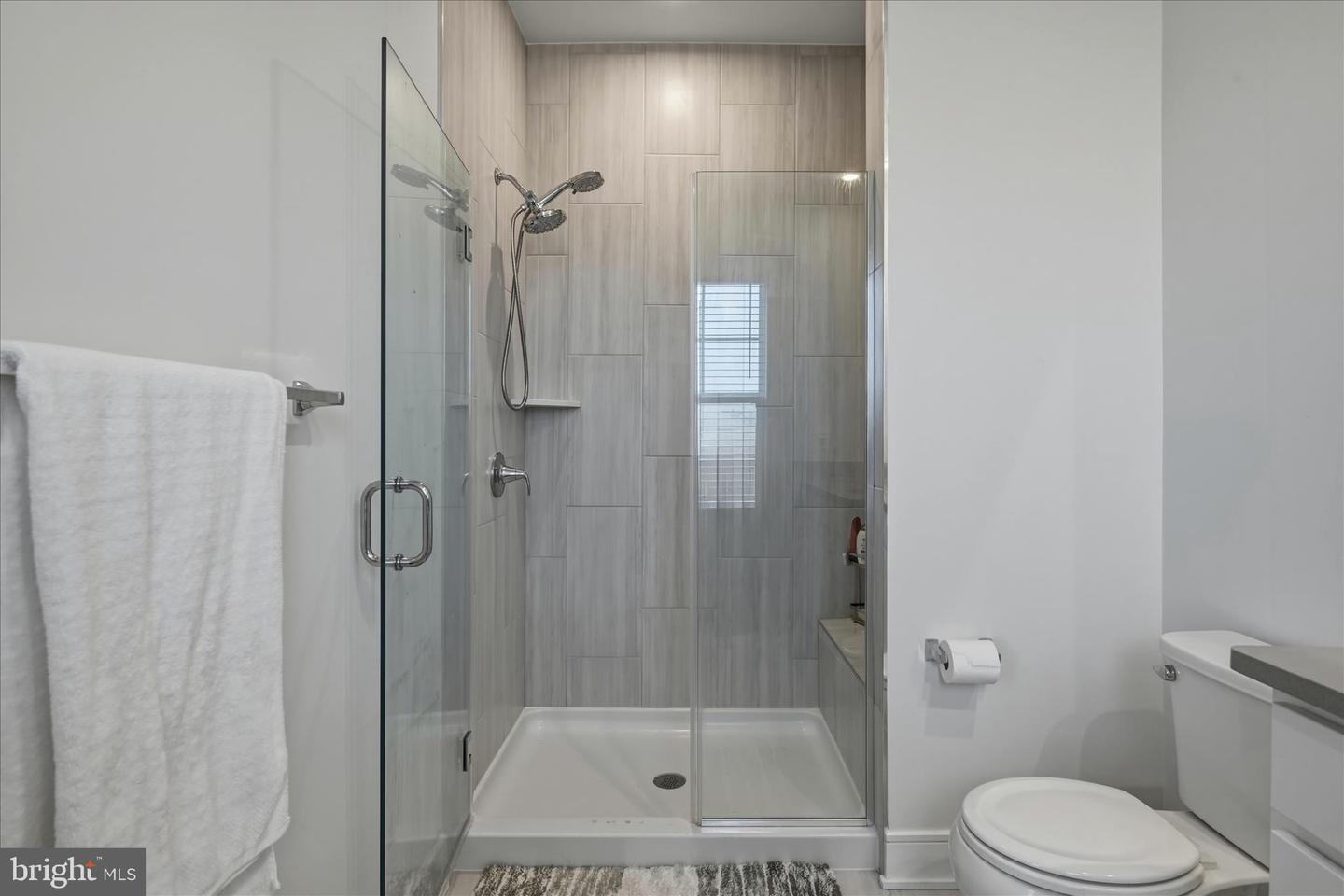 124 CHECKERSPOT WAY, LAKE FREDERICK, Virginia 22630, 4 Bedrooms Bedrooms, ,3 BathroomsBathrooms,Residential,For sale,124 CHECKERSPOT WAY,VAFV2039798 MLS # VAFV2039798