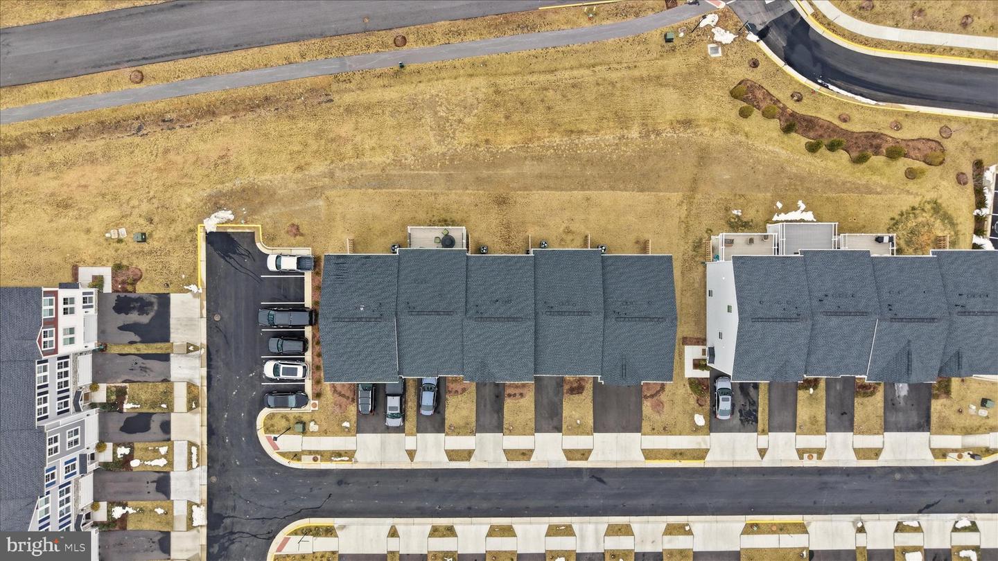 124 CHECKERSPOT WAY, LAKE FREDERICK, Virginia 22630, 4 Bedrooms Bedrooms, ,3 BathroomsBathrooms,Residential,For sale,124 CHECKERSPOT WAY,VAFV2039798 MLS # VAFV2039798