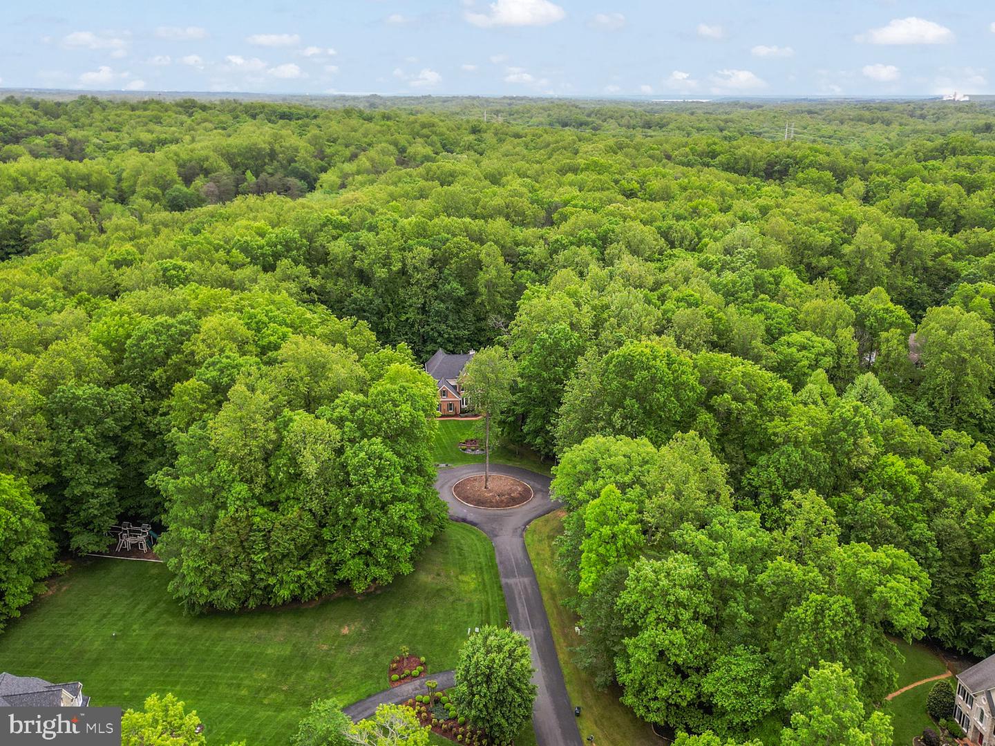 8197 COTTAGE ROSE CT, FAIRFAX STATION, Virginia 22039, 5 Bedrooms Bedrooms, 27 Rooms Rooms,4 BathroomsBathrooms,Residential,For sale,8197 COTTAGE ROSE CT,VAFX2293068 MLS # VAFX2293068 8197 COTTAGE ROSE CT, FAIRFAX STATION, Virginia 22039, 5 Bedrooms Bedrooms, 27 Rooms Rooms,4 BathroomsBathrooms,Residential,For sale,8197 COTTAGE ROSE CT,VAFX2293068 MLS # VAFX2293068