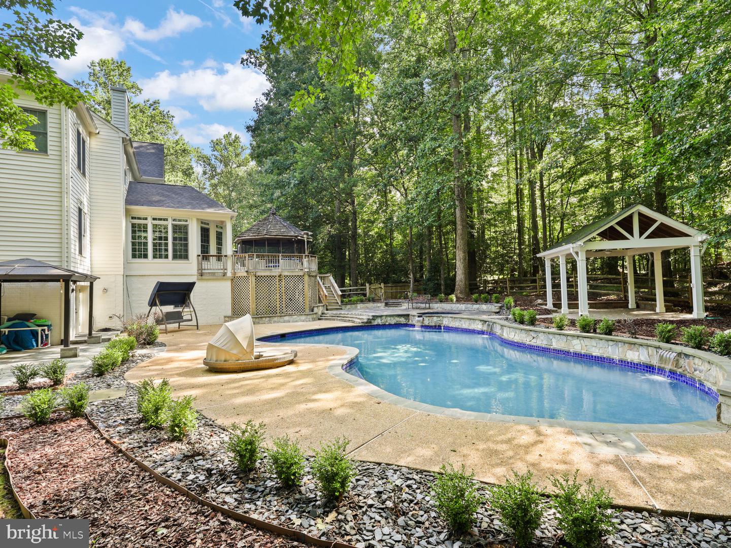 8197 COTTAGE ROSE CT, FAIRFAX STATION, Virginia 22039, 5 Bedrooms Bedrooms, 27 Rooms Rooms,4 BathroomsBathrooms,Residential,For sale,8197 COTTAGE ROSE CT,VAFX2293068 MLS # VAFX2293068 8197 COTTAGE ROSE CT, FAIRFAX STATION, Virginia 22039, 5 Bedrooms Bedrooms, 27 Rooms Rooms,4 BathroomsBathrooms,Residential,For sale,8197 COTTAGE ROSE CT,VAFX2293068 MLS # VAFX2293068