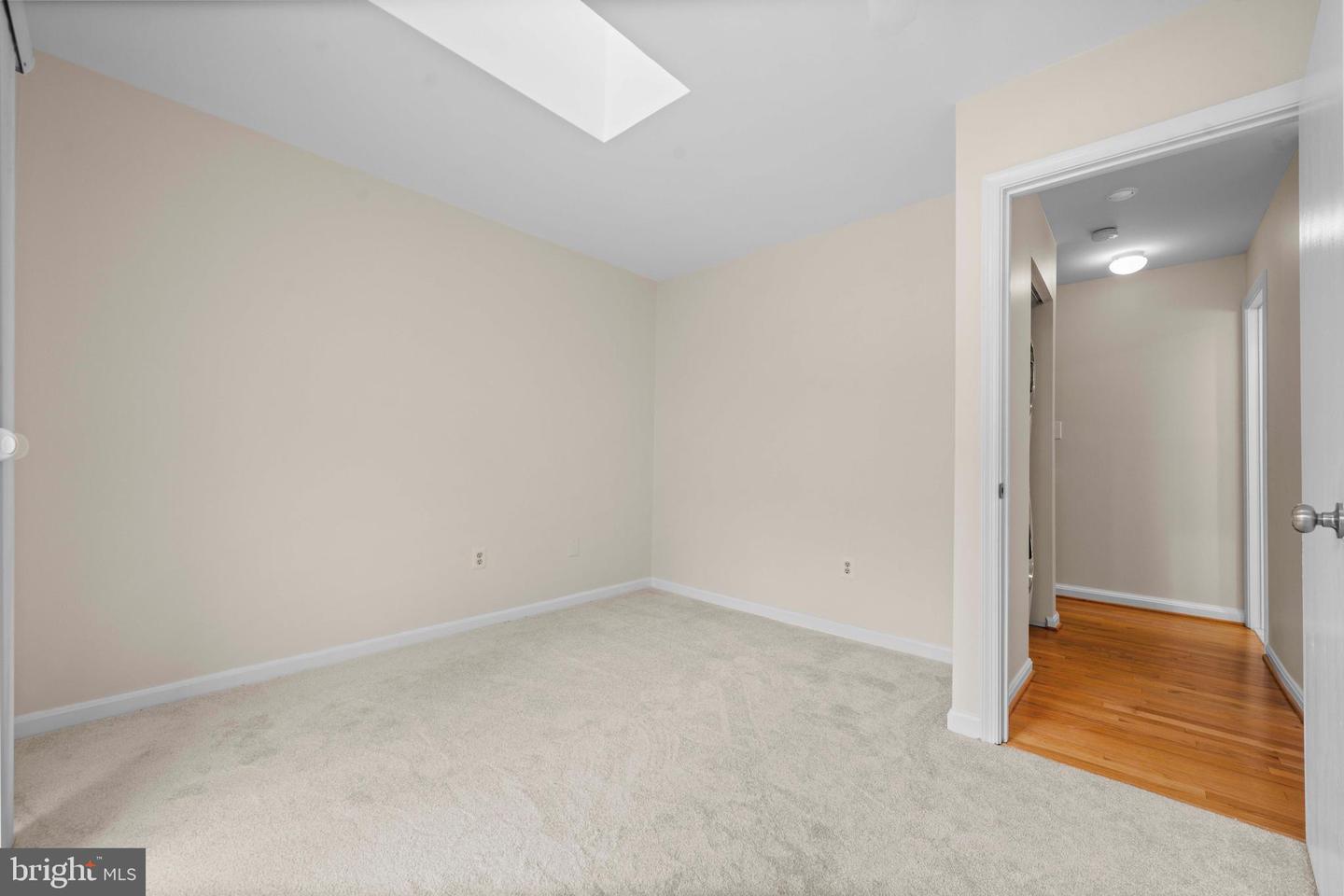 1109 N VERNON ST, ARLINGTON, Virginia 22201, 2 Bedrooms Bedrooms, ,2 BathroomsBathrooms,Residential,For sale,1109 N VERNON ST,VAAR2069372 MLS # VAAR2069372