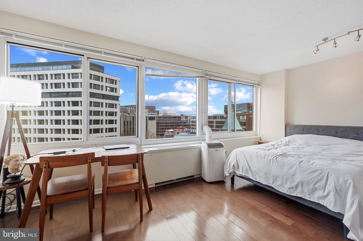 1330 NEW HAMPSHIRE AVE NW #911, WASHINGTON, District Of Columbia 20036, ,1 BathroomBathrooms,Residential,For sale,1330 NEW HAMPSHIRE AVE NW #911,DCDC2248138 MLS # DCDC2248138