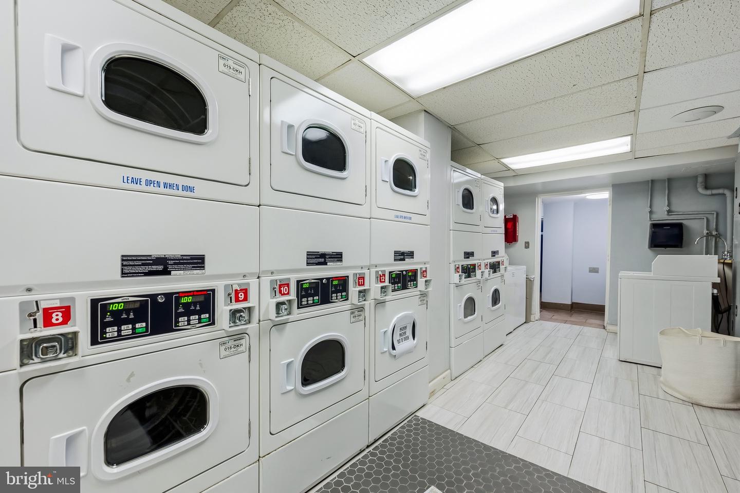 1330 NEW HAMPSHIRE AVE NW #911, WASHINGTON, District Of Columbia 20036, ,1 BathroomBathrooms,Residential,For sale,1330 NEW HAMPSHIRE AVE NW #911,DCDC2248138 MLS # DCDC2248138