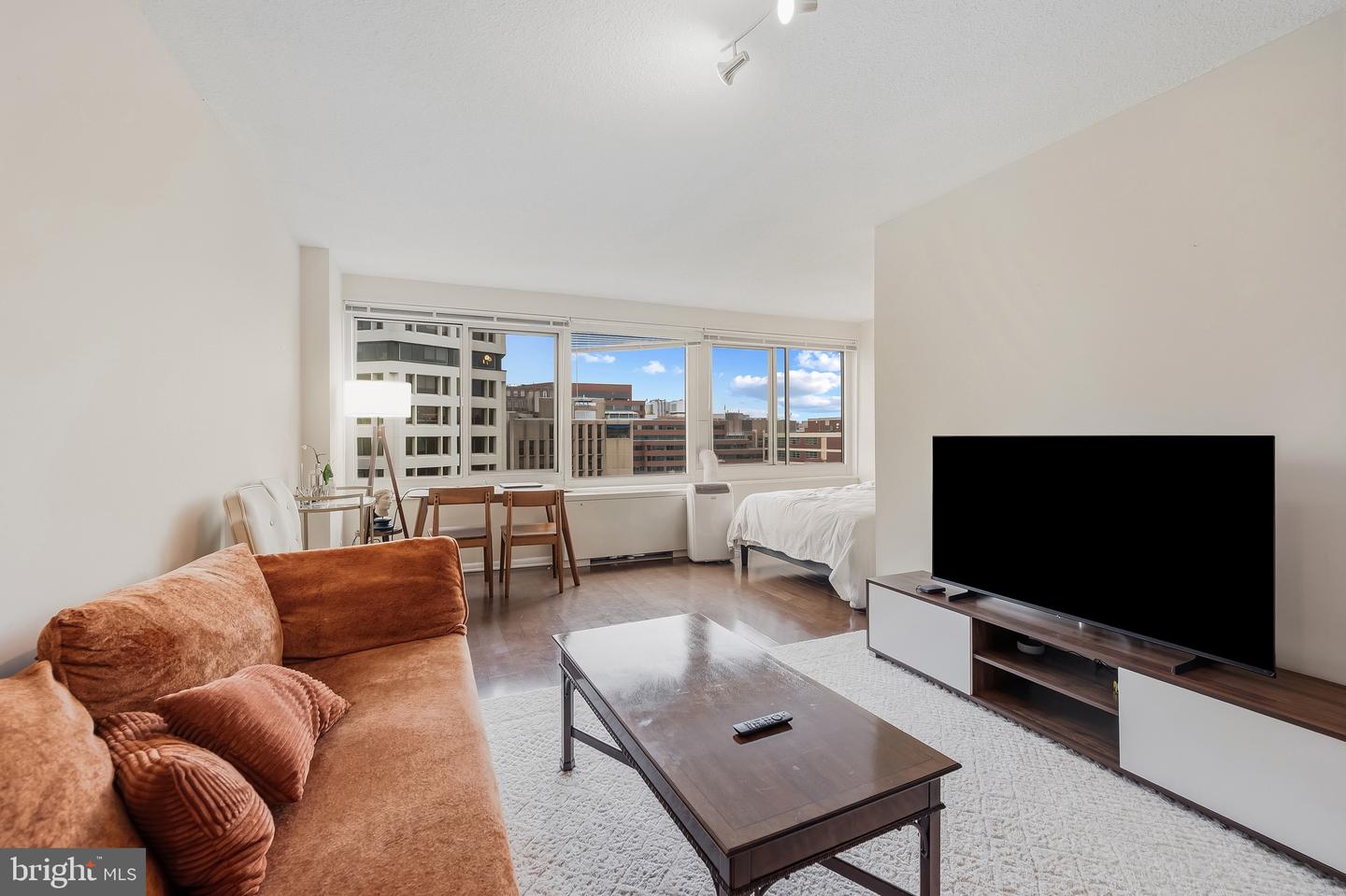 1330 NEW HAMPSHIRE AVE NW #911, WASHINGTON, District Of Columbia 20036, ,1 BathroomBathrooms,Residential,For sale,1330 NEW HAMPSHIRE AVE NW #911,DCDC2248138 MLS # DCDC2248138