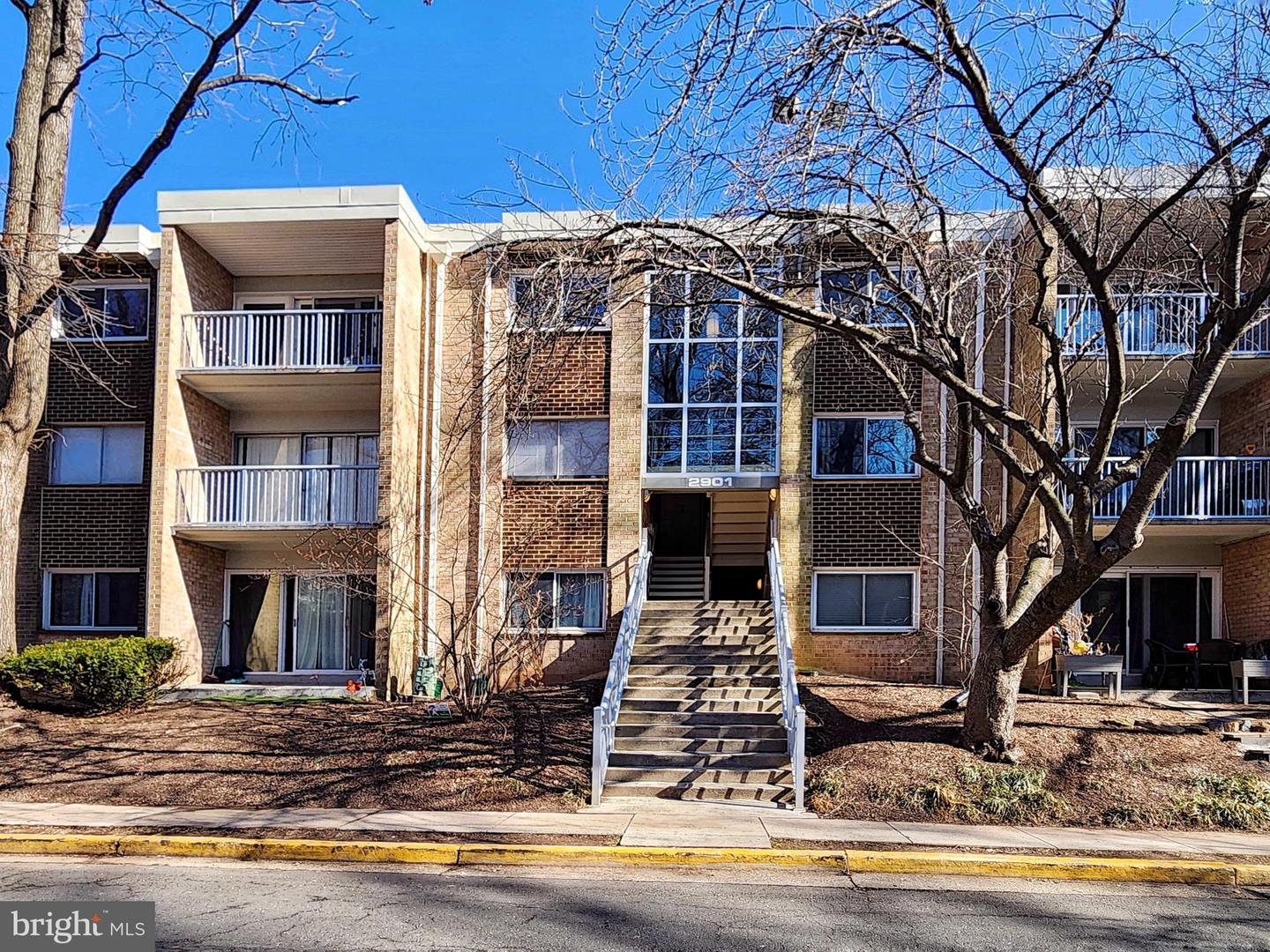 2901 CHARING CROSS RD #8, FALLS CHURCH, Virginia 22042, 1 Bedroom Bedrooms, ,1 BathroomBathrooms,Residential,For sale,2901 CHARING CROSS RD #8,VAFX2293144 MLS # VAFX2293144 2901 CHARING CROSS RD #8, FALLS CHURCH, Virginia 22042, 1 Bedroom Bedrooms, ,1 BathroomBathrooms,Residential,For sale,2901 CHARING CROSS RD #8,VAFX2293144 MLS # VAFX2293144