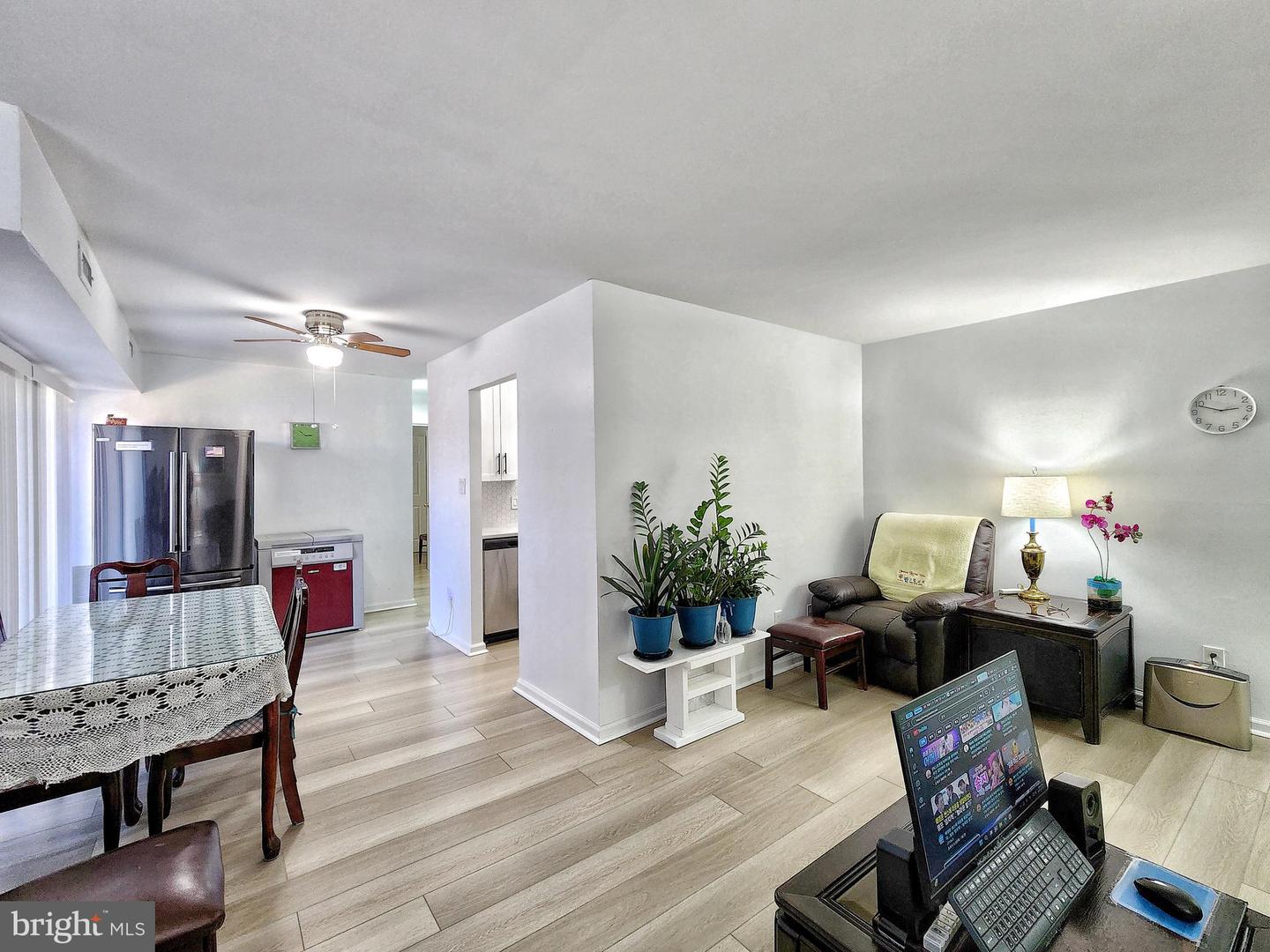 2901 CHARING CROSS RD #8, FALLS CHURCH, Virginia 22042, 1 Bedroom Bedrooms, ,1 BathroomBathrooms,Residential,For sale,2901 CHARING CROSS RD #8,VAFX2293144 MLS # VAFX2293144 2901 CHARING CROSS RD #8, FALLS CHURCH, Virginia 22042, 1 Bedroom Bedrooms, ,1 BathroomBathrooms,Residential,For sale,2901 CHARING CROSS RD #8,VAFX2293144 MLS # VAFX2293144