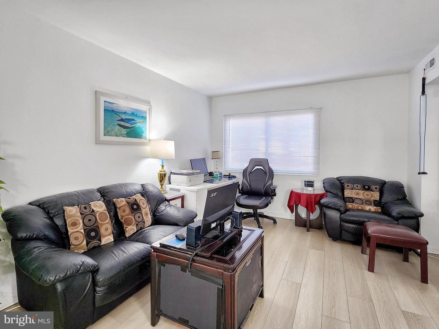 2901 CHARING CROSS RD #8, FALLS CHURCH, Virginia 22042, 1 Bedroom Bedrooms, ,1 BathroomBathrooms,Residential,For sale,2901 CHARING CROSS RD #8,VAFX2293144 MLS # VAFX2293144 2901 CHARING CROSS RD #8, FALLS CHURCH, Virginia 22042, 1 Bedroom Bedrooms, ,1 BathroomBathrooms,Residential,For sale,2901 CHARING CROSS RD #8,VAFX2293144 MLS # VAFX2293144