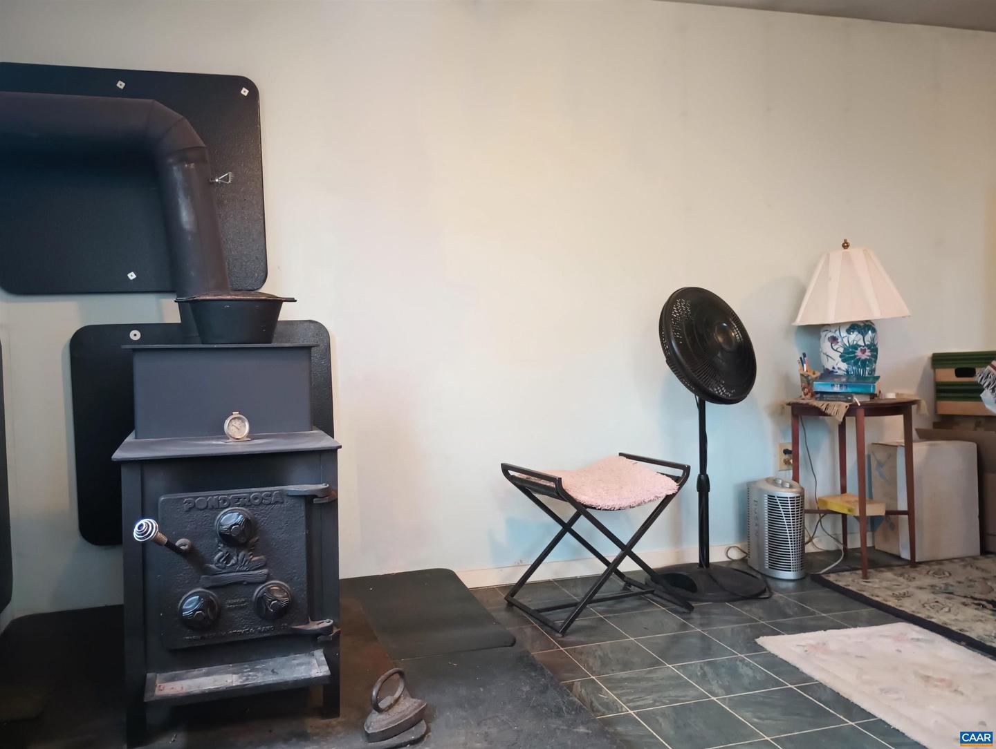 3901 MIDLAND RD, WINGINA, Virginia 24599, 2 Bedrooms Bedrooms, ,1 BathroomBathrooms,Residential,For sale,3901 MIDLAND RD,673762 MLS # 673762 3901 MIDLAND RD, WINGINA, Virginia 24599, 2 Bedrooms Bedrooms, ,1 BathroomBathrooms,Residential,For sale,3901 MIDLAND RD,673762 MLS # 673762