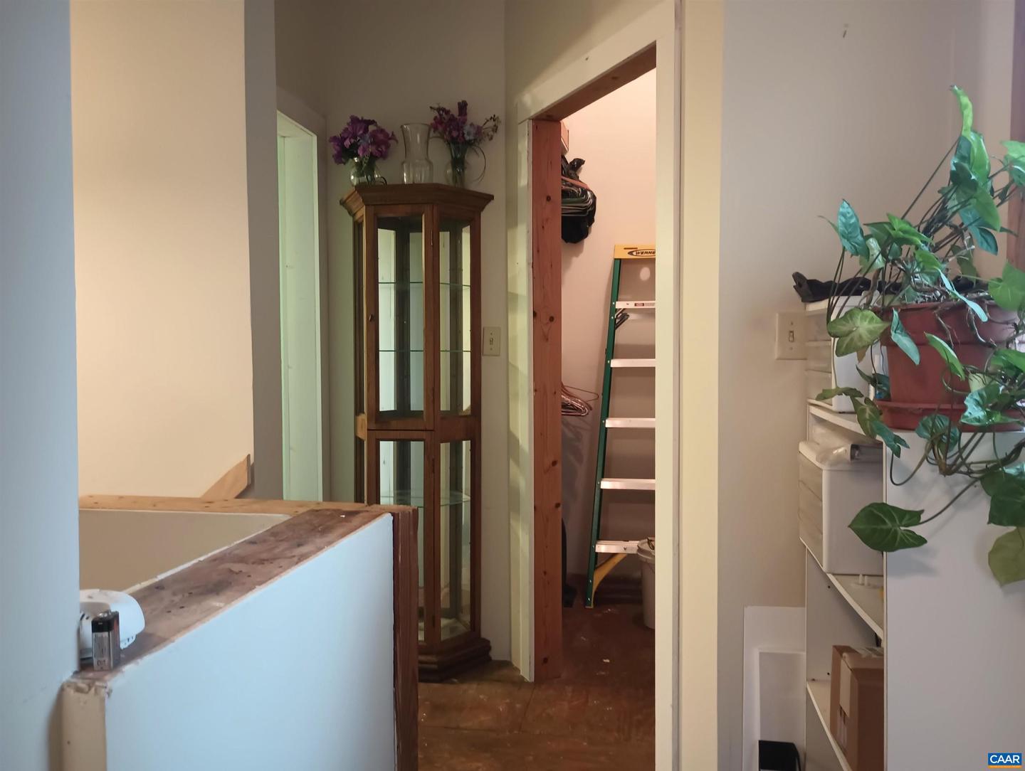 3901 MIDLAND RD, WINGINA, Virginia 24599, 2 Bedrooms Bedrooms, ,1 BathroomBathrooms,Residential,For sale,3901 MIDLAND RD,673762 MLS # 673762 3901 MIDLAND RD, WINGINA, Virginia 24599, 2 Bedrooms Bedrooms, ,1 BathroomBathrooms,Residential,For sale,3901 MIDLAND RD,673762 MLS # 673762