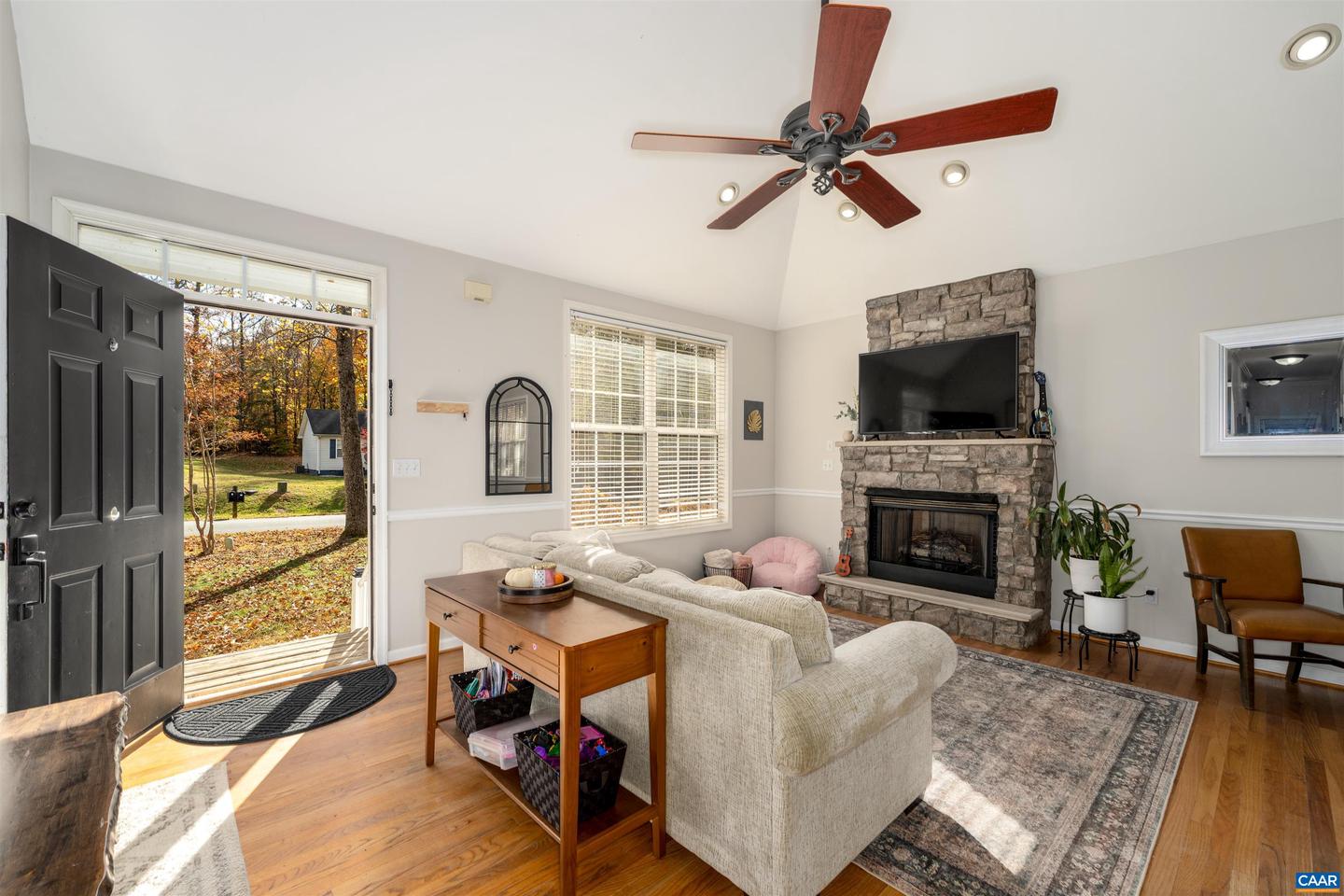 36 HATCHECHUBEE RD, PALMYRA, Virginia 22963, 4 Bedrooms Bedrooms, ,2 BathroomsBathrooms,Residential,For sale,36 HATCHECHUBEE RD,673763 MLS # 673763 36 HATCHECHUBEE RD, PALMYRA, Virginia 22963, 4 Bedrooms Bedrooms, ,2 BathroomsBathrooms,Residential,For sale,36 HATCHECHUBEE RD,673763 MLS # 673763