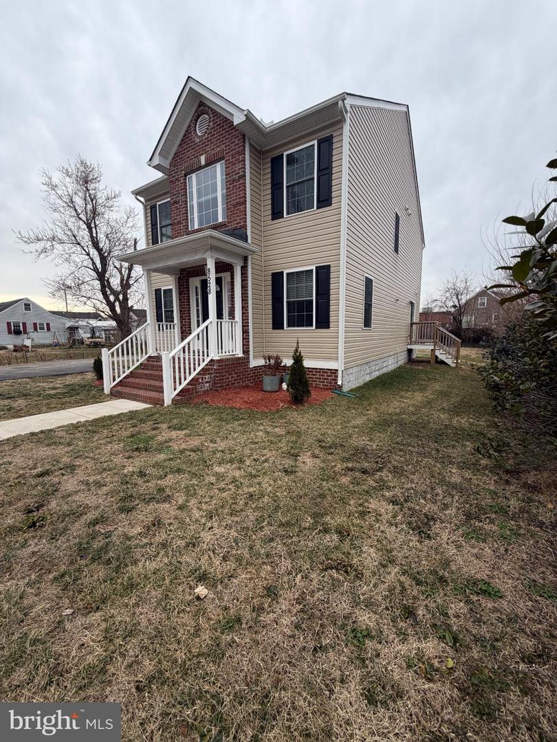8528 ENGLESIDE ST, ALEXANDRIA, Virginia 22309, 4 Bedrooms Bedrooms, 12 Rooms Rooms,4 BathroomsBathrooms,Residential,For sale,8528 ENGLESIDE ST,VAFX2293168 MLS # VAFX2293168