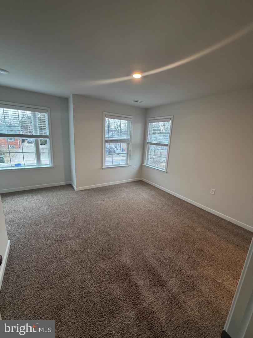 8528 ENGLESIDE ST, ALEXANDRIA, Virginia 22309, 4 Bedrooms Bedrooms, 12 Rooms Rooms,4 BathroomsBathrooms,Residential,For sale,8528 ENGLESIDE ST,VAFX2293168 MLS # VAFX2293168