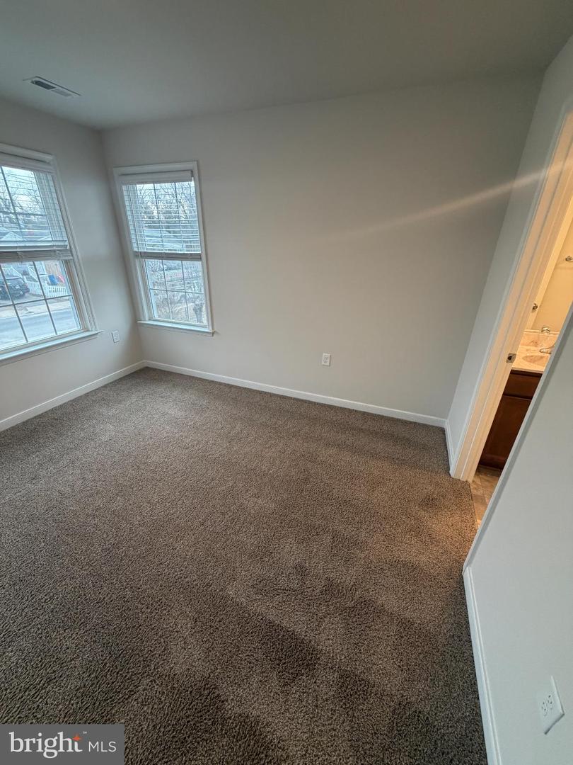 8528 ENGLESIDE ST, ALEXANDRIA, Virginia 22309, 4 Bedrooms Bedrooms, 12 Rooms Rooms,4 BathroomsBathrooms,Residential,For sale,8528 ENGLESIDE ST,VAFX2293168 MLS # VAFX2293168