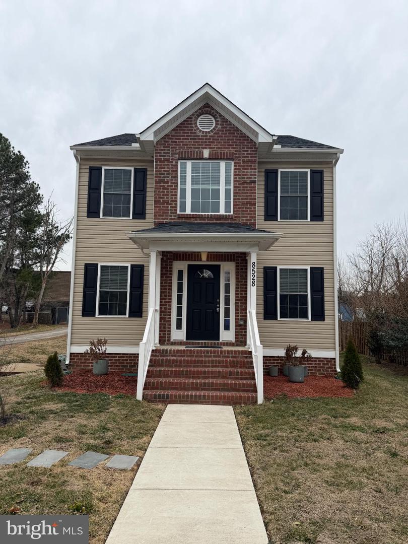 8528 ENGLESIDE ST, ALEXANDRIA, Virginia 22309, 4 Bedrooms Bedrooms, 12 Rooms Rooms,4 BathroomsBathrooms,Residential,For sale,8528 ENGLESIDE ST,VAFX2293168 MLS # VAFX2293168