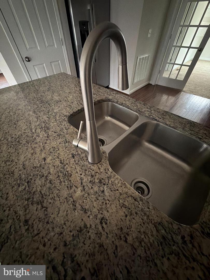 8528 ENGLESIDE ST, ALEXANDRIA, Virginia 22309, 4 Bedrooms Bedrooms, 12 Rooms Rooms,4 BathroomsBathrooms,Residential,For sale,8528 ENGLESIDE ST,VAFX2293168 MLS # VAFX2293168