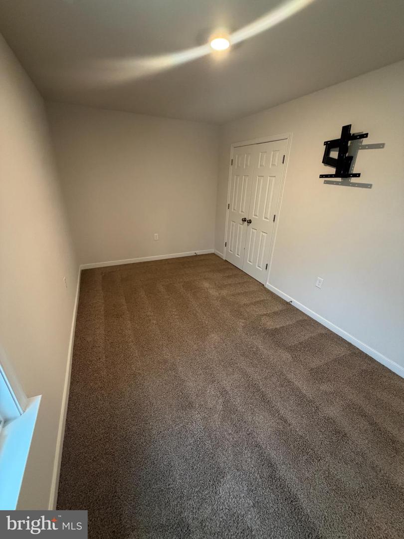 8528 ENGLESIDE ST, ALEXANDRIA, Virginia 22309, 4 Bedrooms Bedrooms, 12 Rooms Rooms,4 BathroomsBathrooms,Residential,For sale,8528 ENGLESIDE ST,VAFX2293168 MLS # VAFX2293168