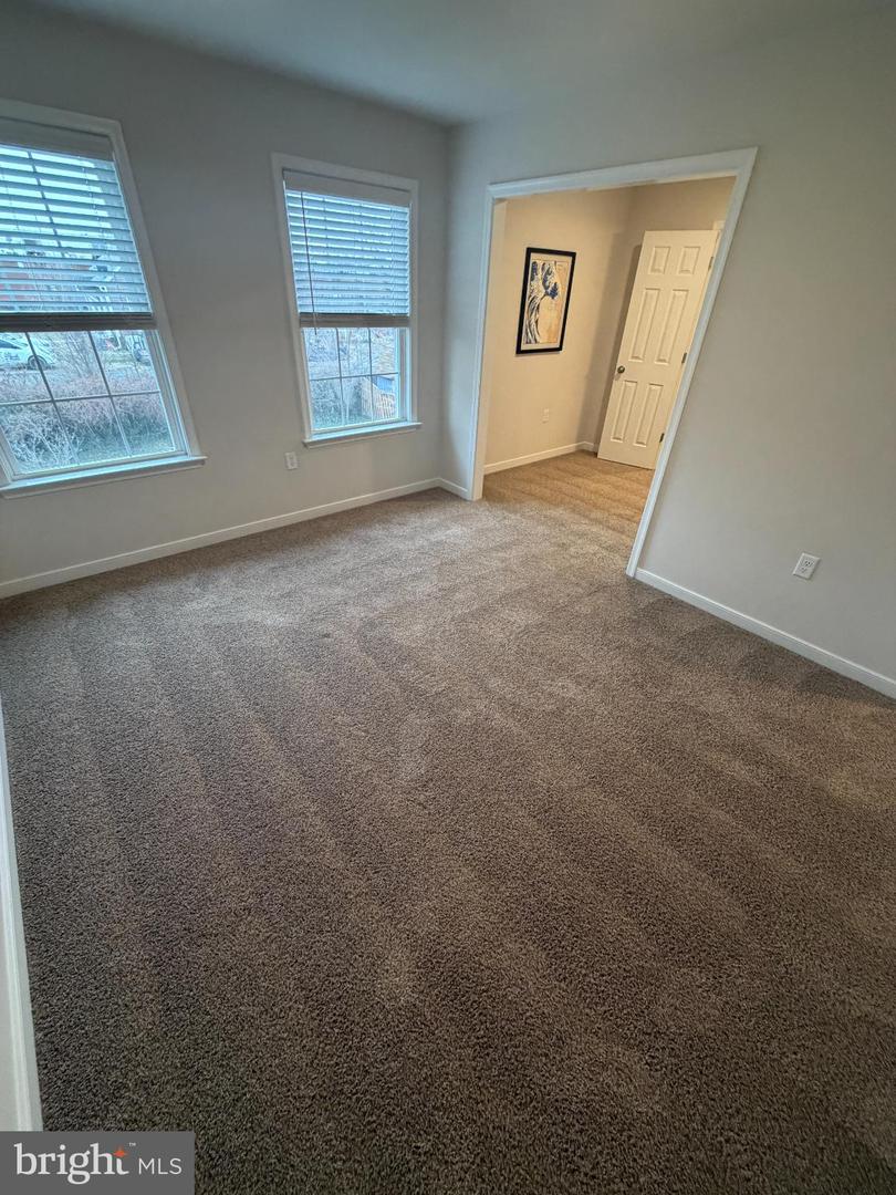 8528 ENGLESIDE ST, ALEXANDRIA, Virginia 22309, 4 Bedrooms Bedrooms, 12 Rooms Rooms,4 BathroomsBathrooms,Residential,For sale,8528 ENGLESIDE ST,VAFX2293168 MLS # VAFX2293168