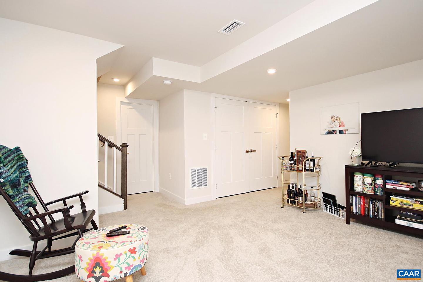 4364 SUNSET DR, CHARLOTTESVILLE, Virginia 22911, 4 Bedrooms Bedrooms, ,3 BathroomsBathrooms,Residential,For sale,4364 SUNSET DR,673765 MLS # 673765 4364 SUNSET DR, CHARLOTTESVILLE, Virginia 22911, 4 Bedrooms Bedrooms, ,3 BathroomsBathrooms,Residential,For sale,4364 SUNSET DR,673765 MLS # 673765