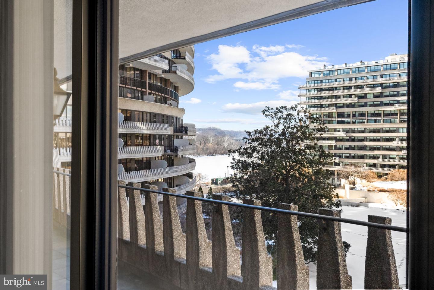 2500 VIRGINIA AVE NW #517-S, WASHINGTON, District Of Columbia 20037, 2 Bedrooms Bedrooms, ,2 BathroomsBathrooms,Residential,For sale,2500 VIRGINIA AVE NW #517-S,DCDC2223192 MLS # DCDC2223192