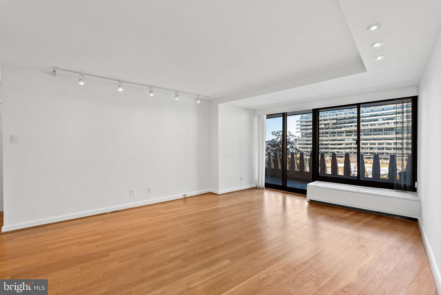 2500 VIRGINIA AVE NW #517-S, WASHINGTON, District Of Columbia 20037, 2 Bedrooms Bedrooms, ,2 BathroomsBathrooms,Residential,For sale,2500 VIRGINIA AVE NW #517-S,DCDC2223192 MLS # DCDC2223192