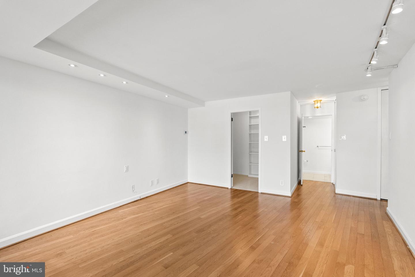 2500 VIRGINIA AVE NW #517-S, WASHINGTON, District Of Columbia 20037, 2 Bedrooms Bedrooms, ,2 BathroomsBathrooms,Residential,For sale,2500 VIRGINIA AVE NW #517-S,DCDC2223192 MLS # DCDC2223192