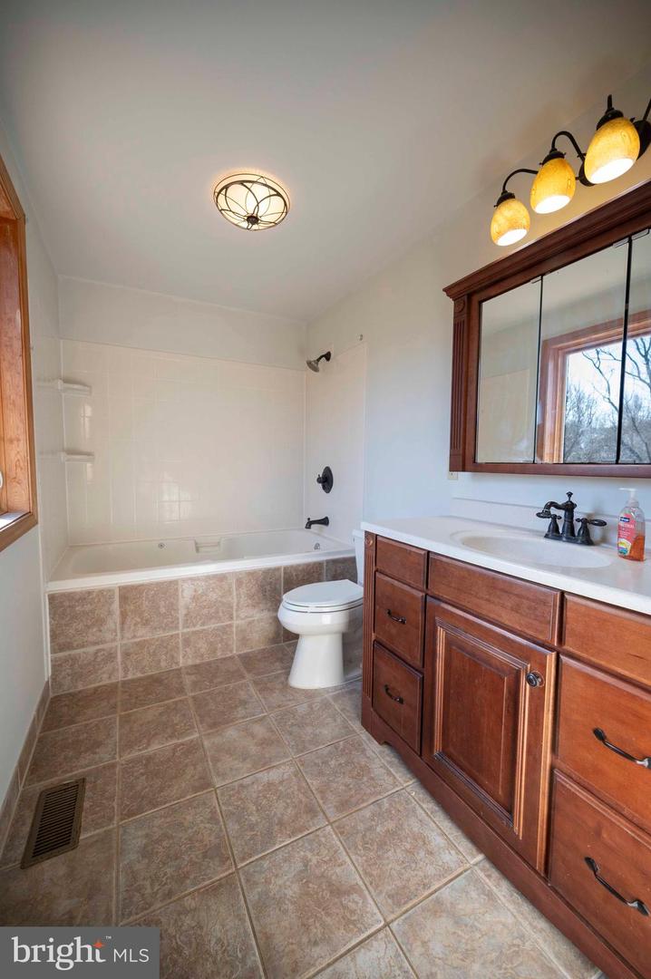 1778 T BIRD DR, FRONT ROYAL, Virginia 22630, 3 Bedrooms Bedrooms, ,2 BathroomsBathrooms,Residential,For sale,1778 T BIRD DR,VAWR2012800 MLS # VAWR2012800