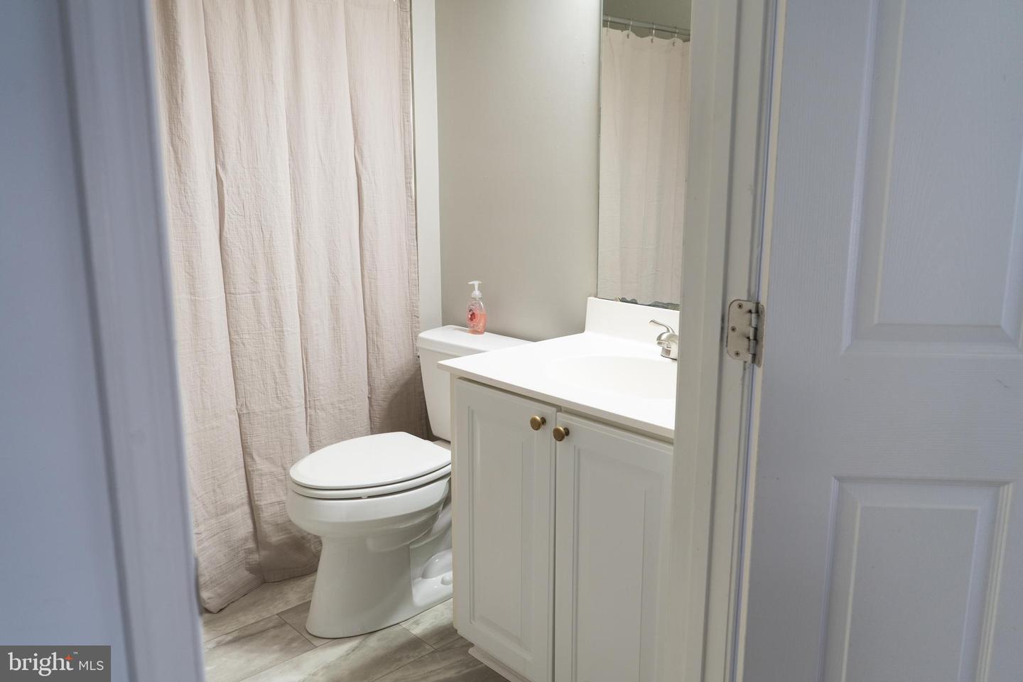 154 BASALT DR, FREDERICKSBURG, Virginia 22406, 4 Bedrooms Bedrooms, ,3 BathroomsBathrooms,Residential,For sale,154 BASALT DR,VAST2045602 MLS # VAST2045602 154 BASALT DR, FREDERICKSBURG, Virginia 22406, 4 Bedrooms Bedrooms, ,3 BathroomsBathrooms,Residential,For sale,154 BASALT DR,VAST2045602 MLS # VAST2045602