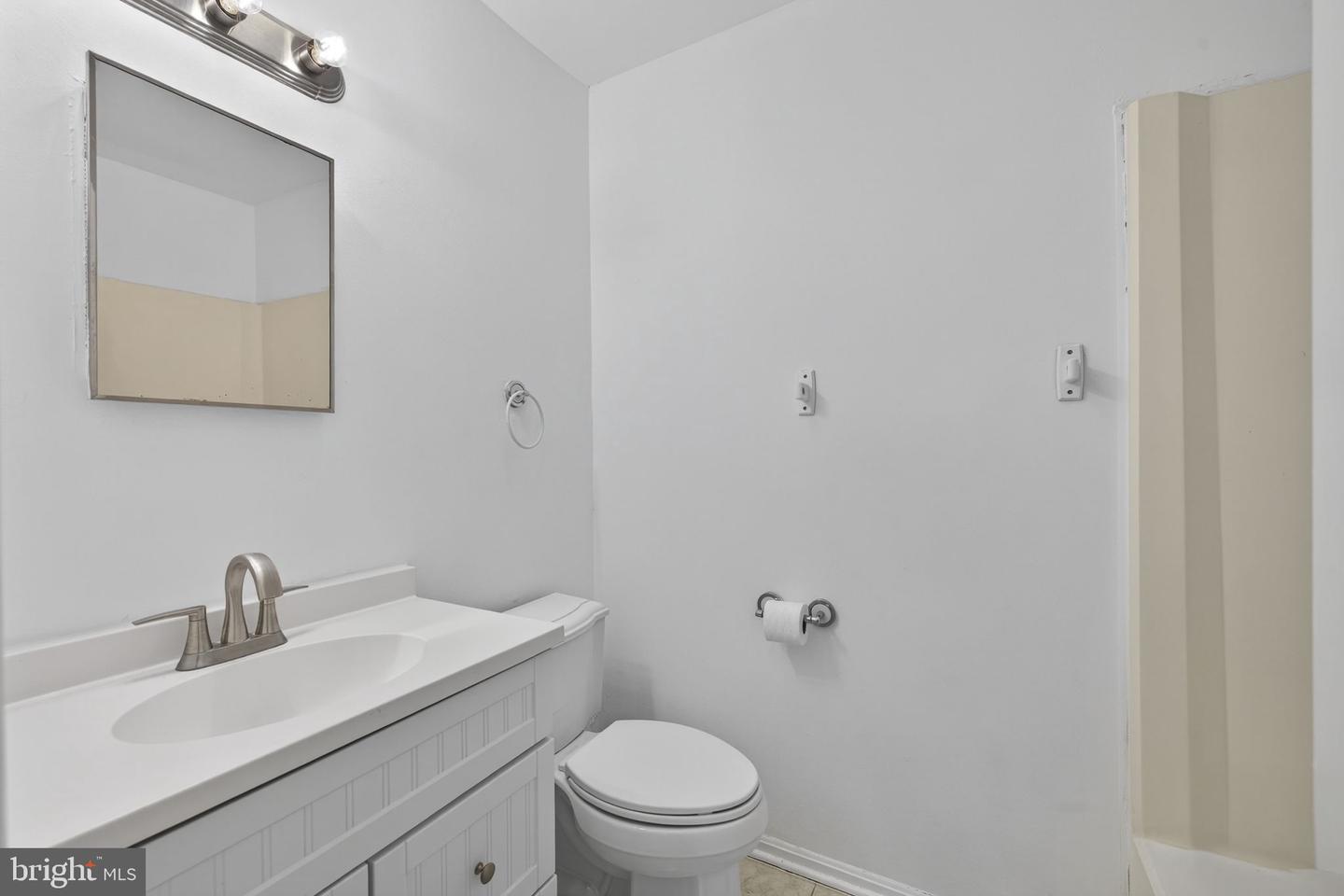 4530 APPLEDALE CT, MARSHALL, Virginia 20115, 3 Bedrooms Bedrooms, ,1 BathroomBathrooms,Residential,For sale,4530 APPLEDALE CT,VAFQ2020444 MLS # VAFQ2020444 4530 APPLEDALE CT, MARSHALL, Virginia 20115, 3 Bedrooms Bedrooms, ,1 BathroomBathrooms,Residential,For sale,4530 APPLEDALE CT,VAFQ2020444 MLS # VAFQ2020444