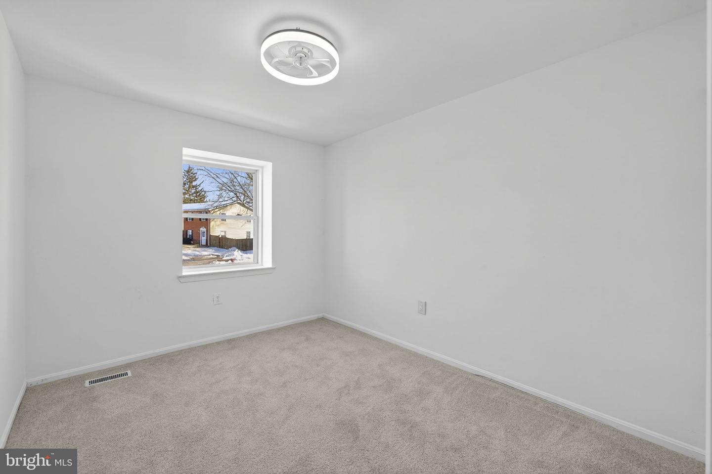 4530 APPLEDALE CT, MARSHALL, Virginia 20115, 3 Bedrooms Bedrooms, ,1 BathroomBathrooms,Residential,For sale,4530 APPLEDALE CT,VAFQ2020444 MLS # VAFQ2020444 4530 APPLEDALE CT, MARSHALL, Virginia 20115, 3 Bedrooms Bedrooms, ,1 BathroomBathrooms,Residential,For sale,4530 APPLEDALE CT,VAFQ2020444 MLS # VAFQ2020444