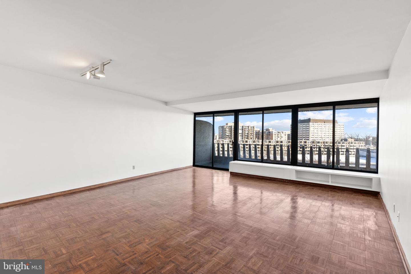 2500 VIRGINIA AVE NW #1112-S, WASHINGTON, District Of Columbia 20037, 1 Bedroom Bedrooms, ,1 BathroomBathrooms,Residential,For sale,2500 VIRGINIA AVE NW #1112-S,DCDC2245900 MLS # DCDC2245900