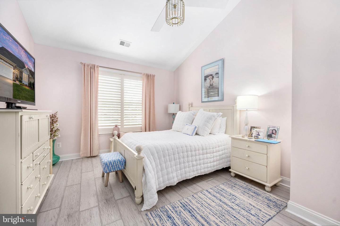 5512 W RICH MOUNTAIN WAY, FREDERICKSBURG, Virginia 22407, 3 Bedrooms Bedrooms, ,3 BathroomsBathrooms,Residential,For sale,5512 W RICH MOUNTAIN WAY,VASP2039628 MLS # VASP2039628