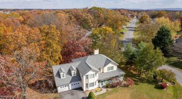 100 WINNS CIR, WINCHESTER, Virginia 22602, 4 Bedrooms Bedrooms, ,2 BathroomsBathrooms,Residential,For sale,100 WINNS CIR,VAFV2039826 MLS # VAFV2039826