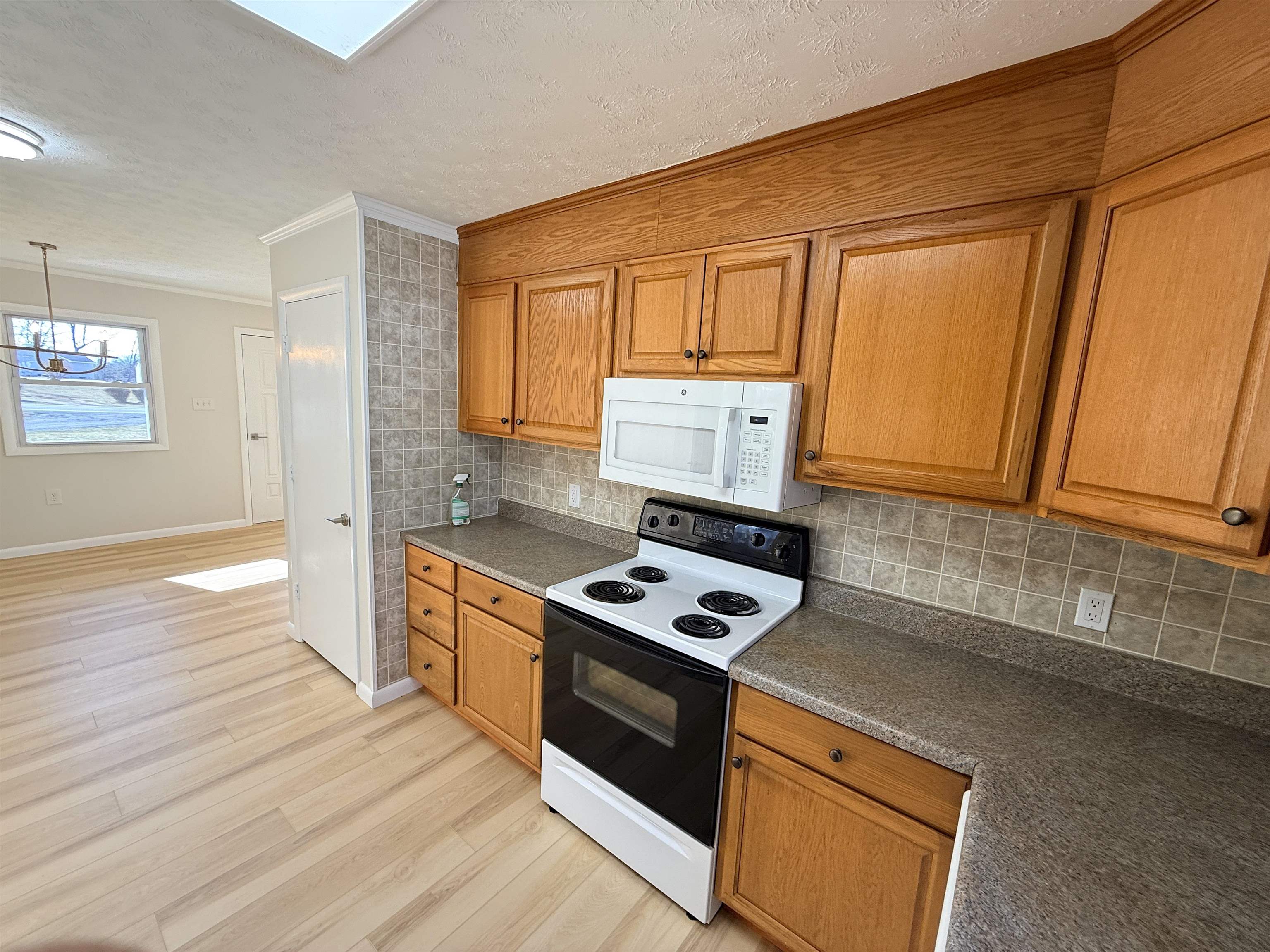 11109 PORT REPUBLIC RD, PORT REPUBLIC, Virginia 24471, 3 Bedrooms Bedrooms, ,2 BathroomsBathrooms,Residential,11109 PORT REPUBLIC RD,673769 MLS # 673769