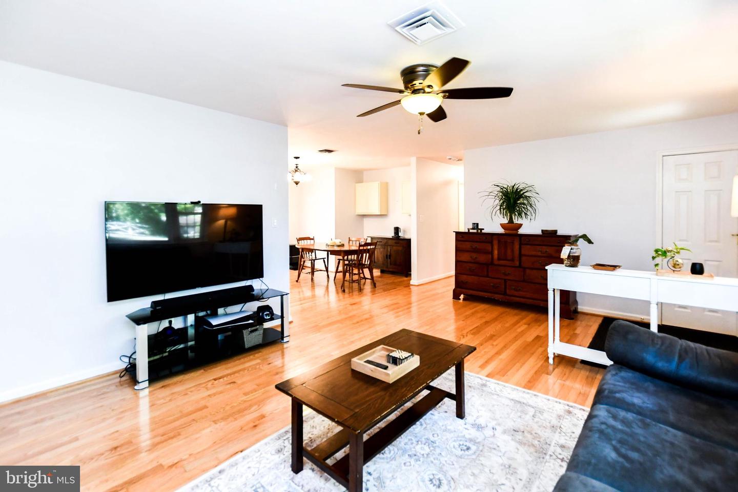 13660 VAN DOREN RD, MANASSAS, Virginia 20112, 3 Bedrooms Bedrooms, ,2 BathroomsBathrooms,Residential,For sale,13660 VAN DOREN RD,VAPW2111870 MLS # VAPW2111870