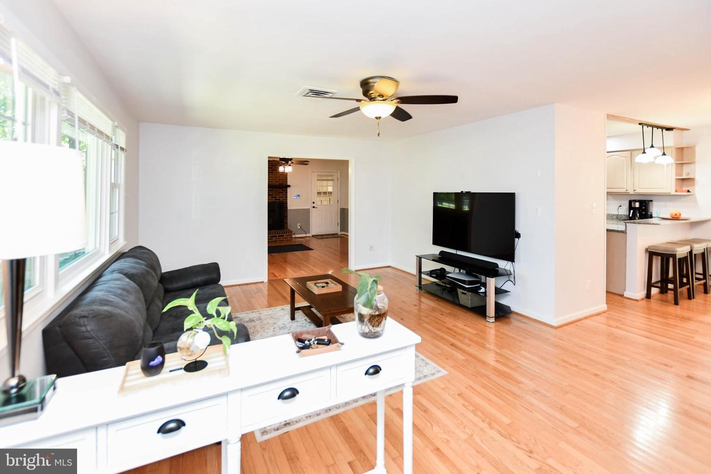 13660 VAN DOREN RD, MANASSAS, Virginia 20112, 3 Bedrooms Bedrooms, ,2 BathroomsBathrooms,Residential,For sale,13660 VAN DOREN RD,VAPW2111870 MLS # VAPW2111870