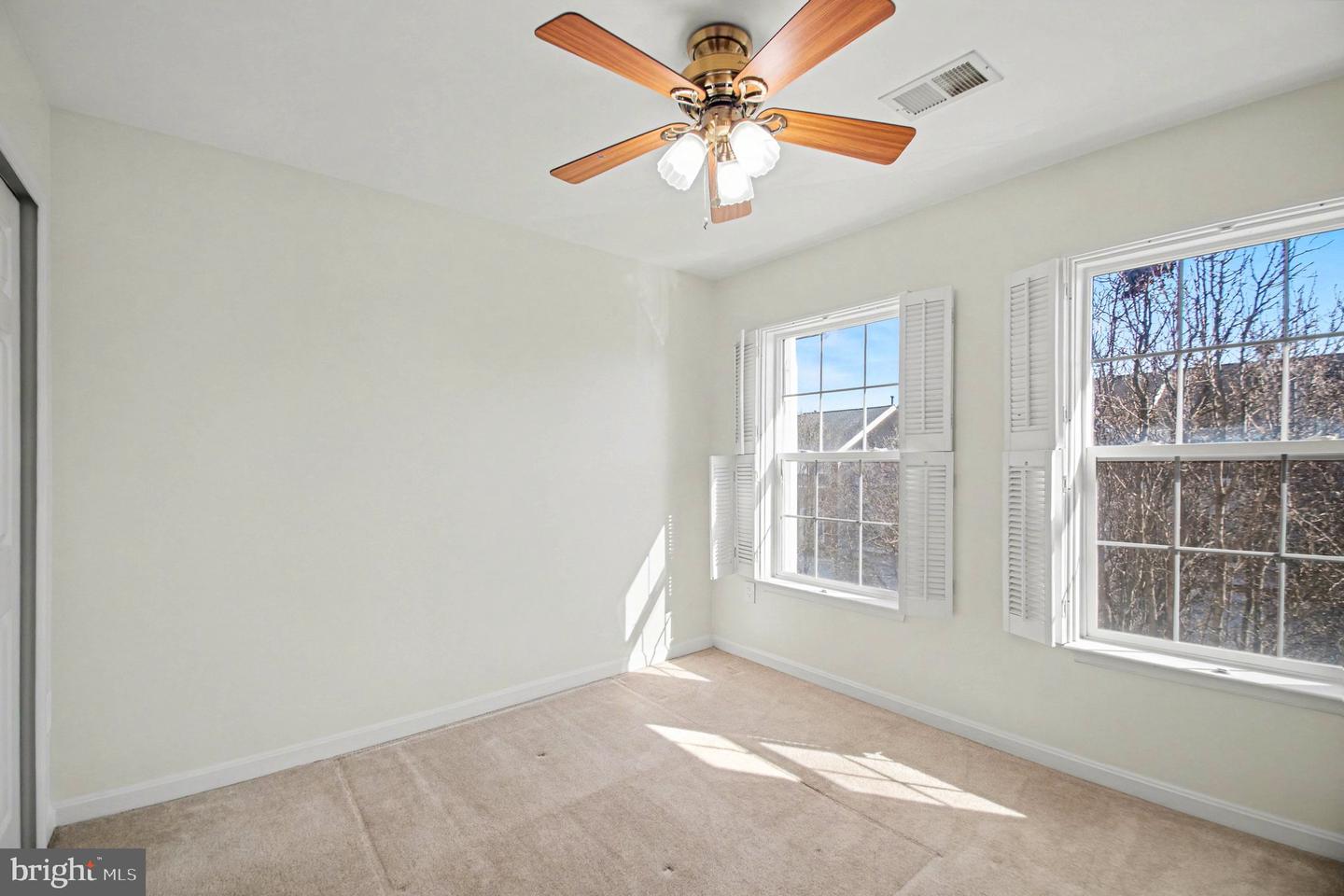 43686 PHELPS TER, ASHBURN, Virginia 20147, 3 Bedrooms Bedrooms, ,2 BathroomsBathrooms,Residential,For sale,43686 PHELPS TER,VALO2115648 MLS # VALO2115648