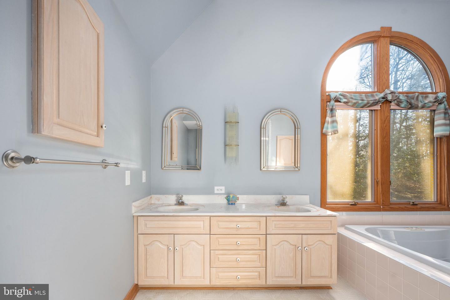 54 TARA CIR, BUMPASS, Virginia 23024, 4 Bedrooms Bedrooms, ,3 BathroomsBathrooms,Residential,For sale,54 TARA CIR,VALA2009310 MLS # VALA2009310 54 TARA CIR, BUMPASS, Virginia 23024, 4 Bedrooms Bedrooms, ,3 BathroomsBathrooms,Residential,For sale,54 TARA CIR,VALA2009310 MLS # VALA2009310