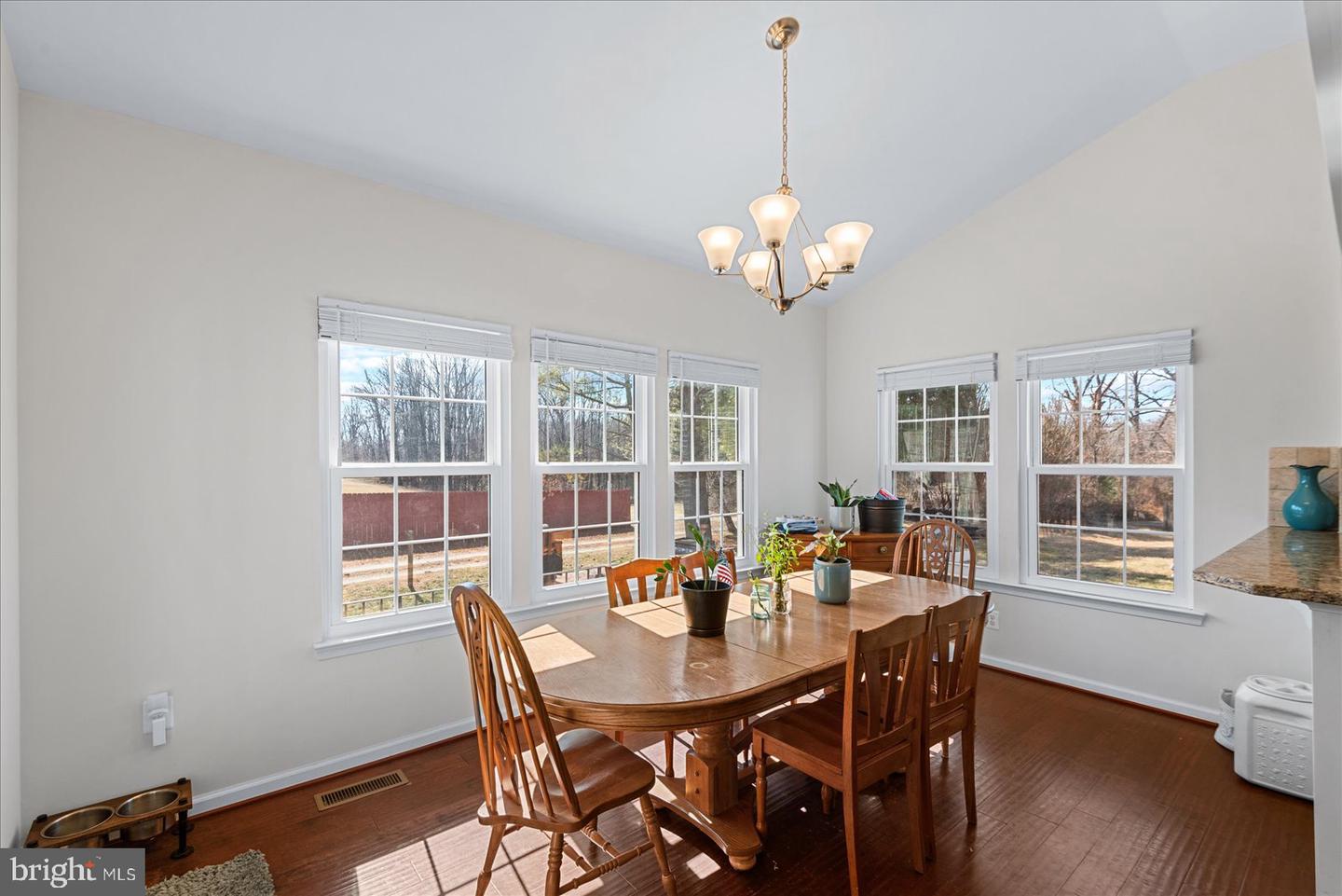 5 TAYLORS HILL WAY, FREDERICKSBURG, Virginia 22405, 4 Bedrooms Bedrooms, ,4 BathroomsBathrooms,Residential,For sale,5 TAYLORS HILL WAY,VAST2046358 MLS # VAST2046358