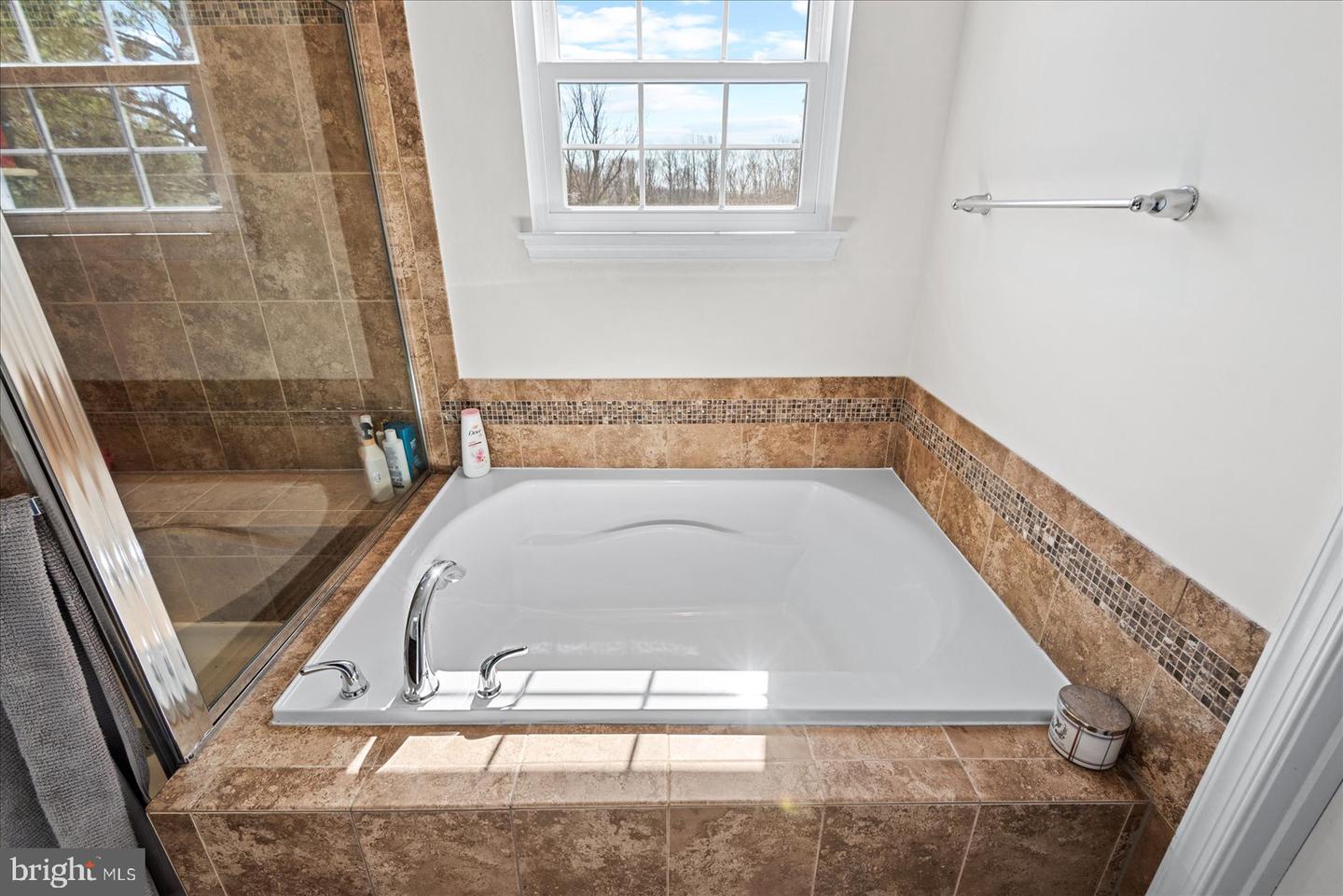 5 TAYLORS HILL WAY, FREDERICKSBURG, Virginia 22405, 4 Bedrooms Bedrooms, ,4 BathroomsBathrooms,Residential,For sale,5 TAYLORS HILL WAY,VAST2046358 MLS # VAST2046358