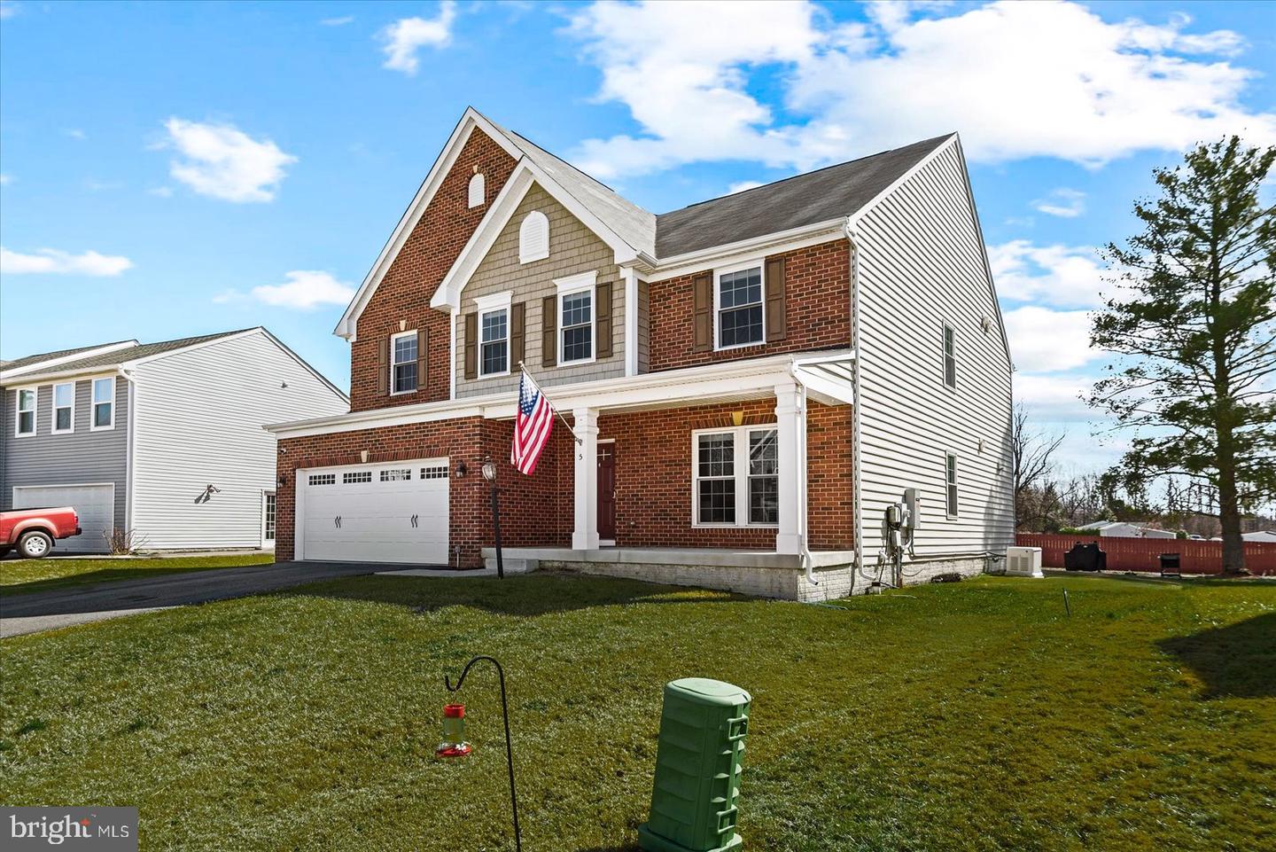 5 TAYLORS HILL WAY, FREDERICKSBURG, Virginia 22405, 4 Bedrooms Bedrooms, ,4 BathroomsBathrooms,Residential,For sale,5 TAYLORS HILL WAY,VAST2046358 MLS # VAST2046358