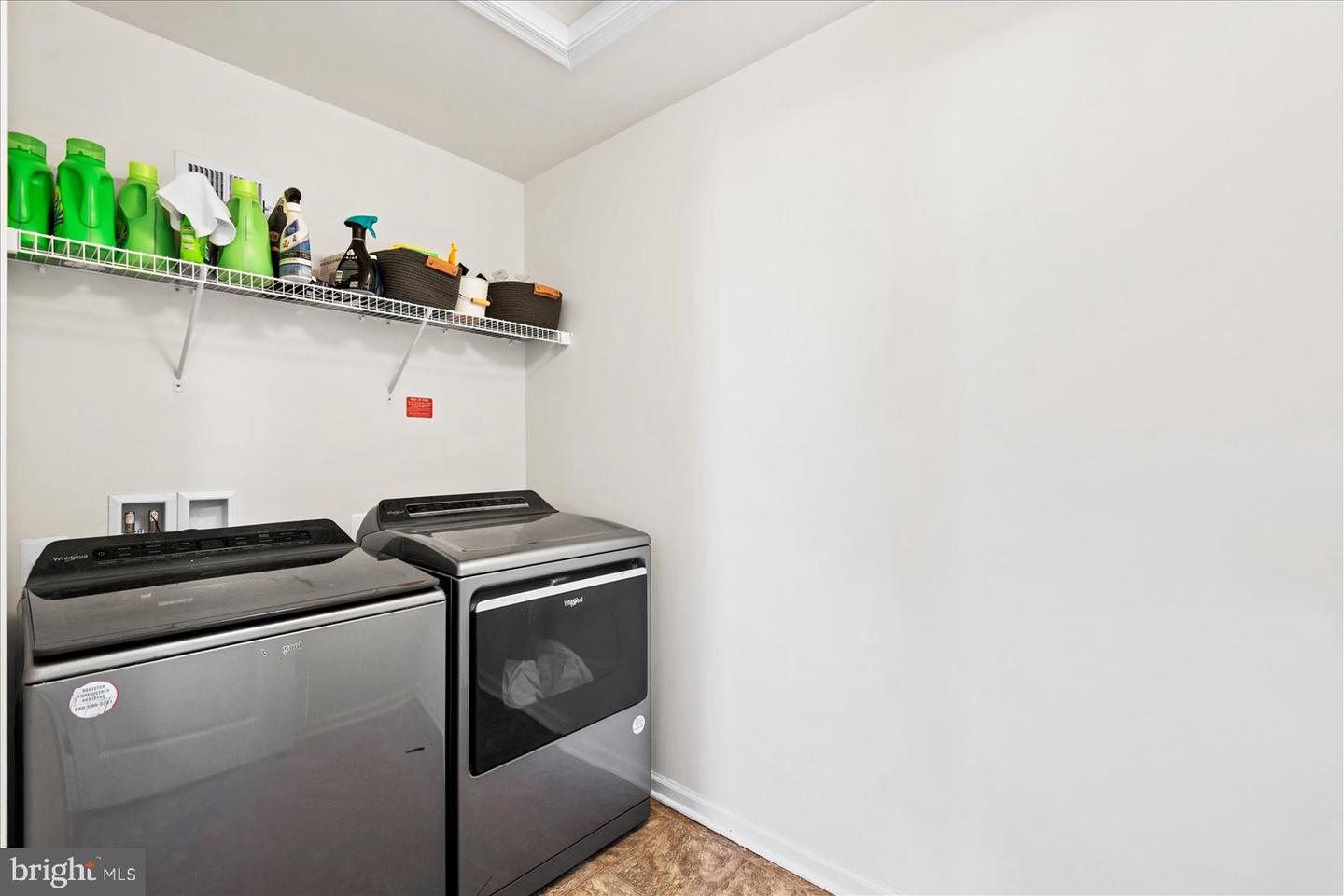 5 TAYLORS HILL WAY, FREDERICKSBURG, Virginia 22405, 4 Bedrooms Bedrooms, ,4 BathroomsBathrooms,Residential,For sale,5 TAYLORS HILL WAY,VAST2046358 MLS # VAST2046358