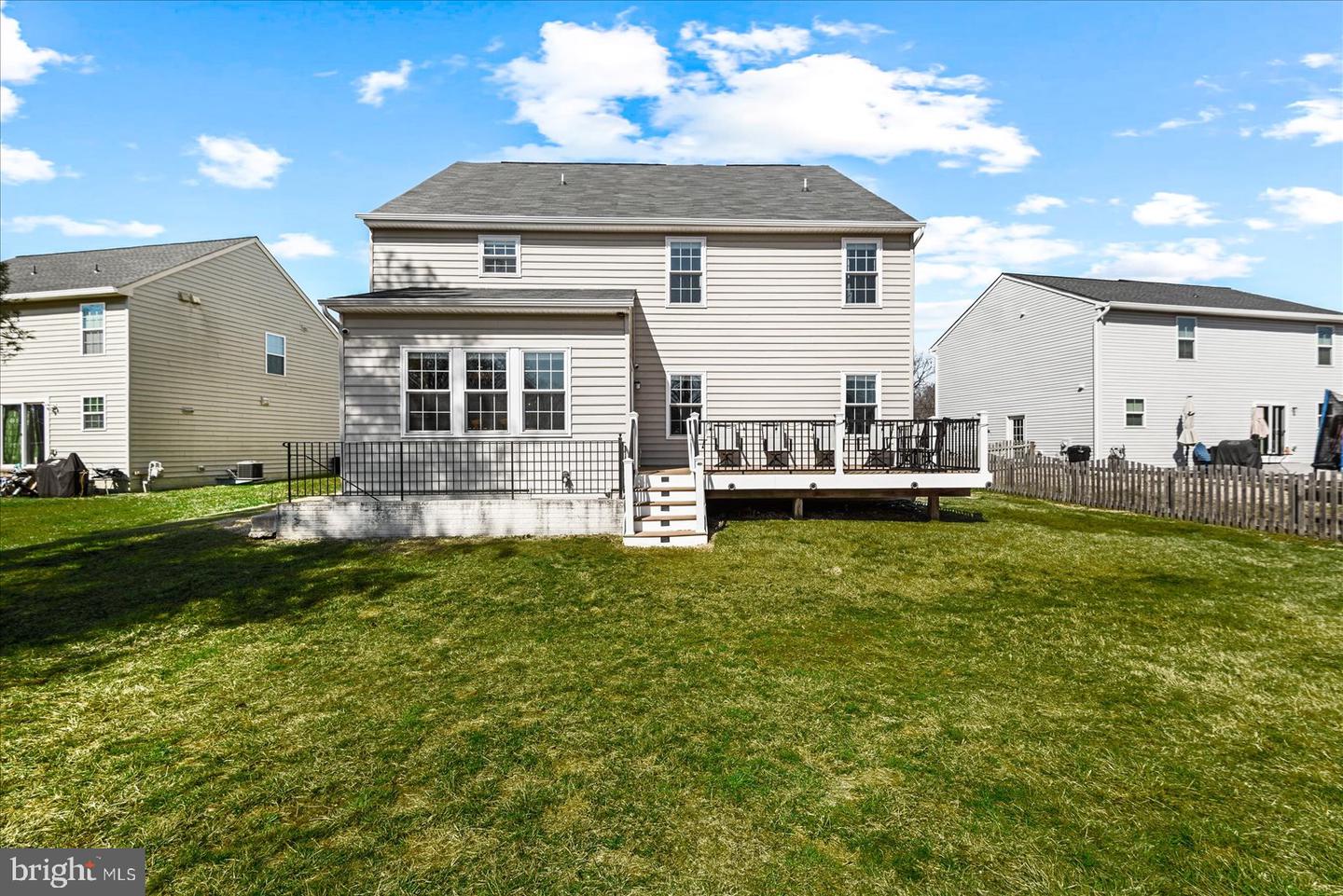 5 TAYLORS HILL WAY, FREDERICKSBURG, Virginia 22405, 4 Bedrooms Bedrooms, ,4 BathroomsBathrooms,Residential,For sale,5 TAYLORS HILL WAY,VAST2046358 MLS # VAST2046358