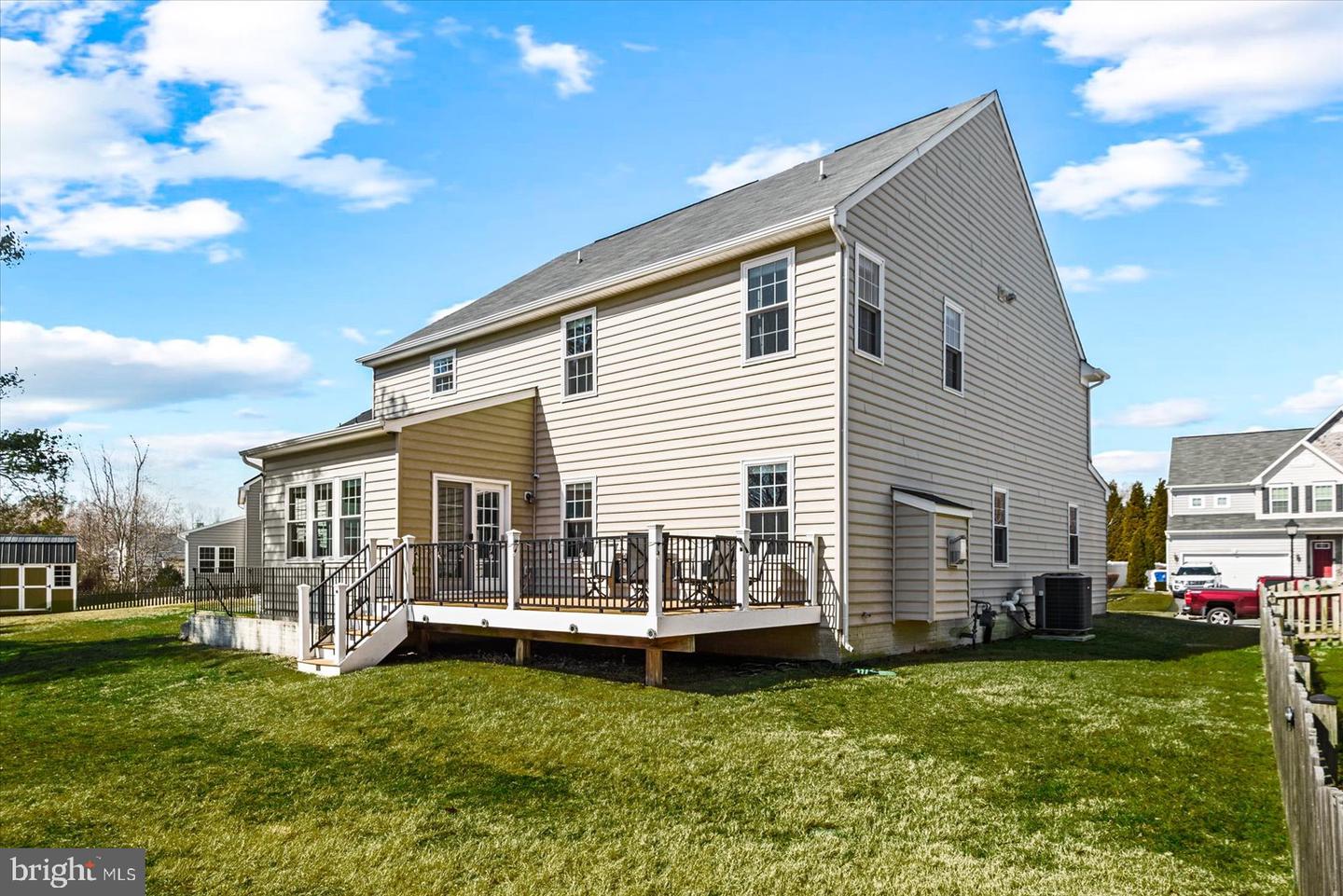 5 TAYLORS HILL WAY, FREDERICKSBURG, Virginia 22405, 4 Bedrooms Bedrooms, ,4 BathroomsBathrooms,Residential,For sale,5 TAYLORS HILL WAY,VAST2046358 MLS # VAST2046358